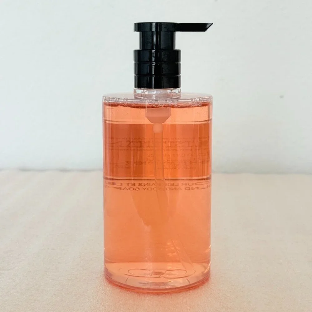 🌺 Christian Dior 🌺 Oud Ispahan Liquid Hand and Body Soap, 350 mL - Picture 8 of 12